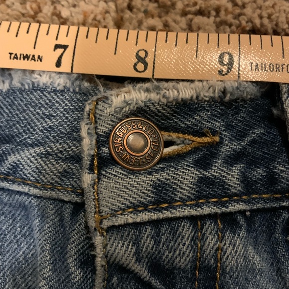 VINTAGE LEVI BLUE JEAN SHORTS. See description for size - Picture 2 of 4